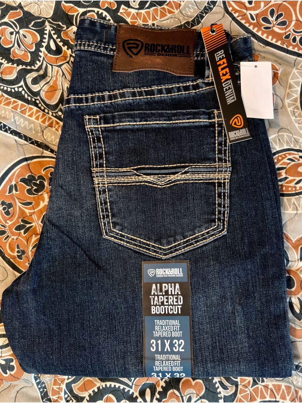 NWT mens ROCK&ROLL jeans Alpha Tapered Bootcut Jeans - Dark Blue SIZE 31x32
